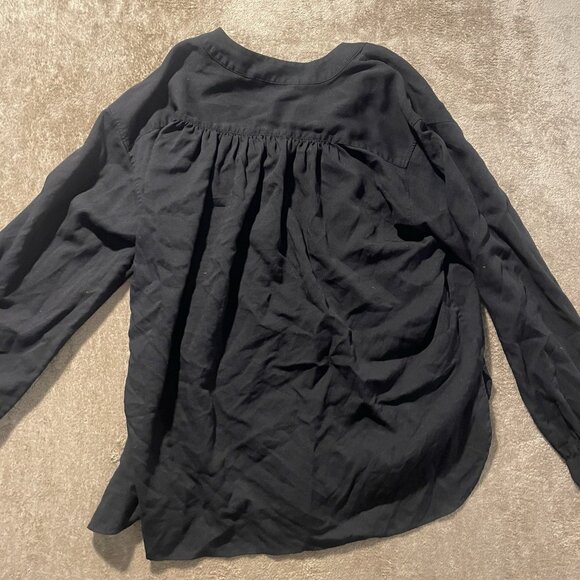 Uniqlo Shirt Womens Medium Black Tunic Vneck Long Sleeve Relaxed Modest Basic - Picture 3 of 6